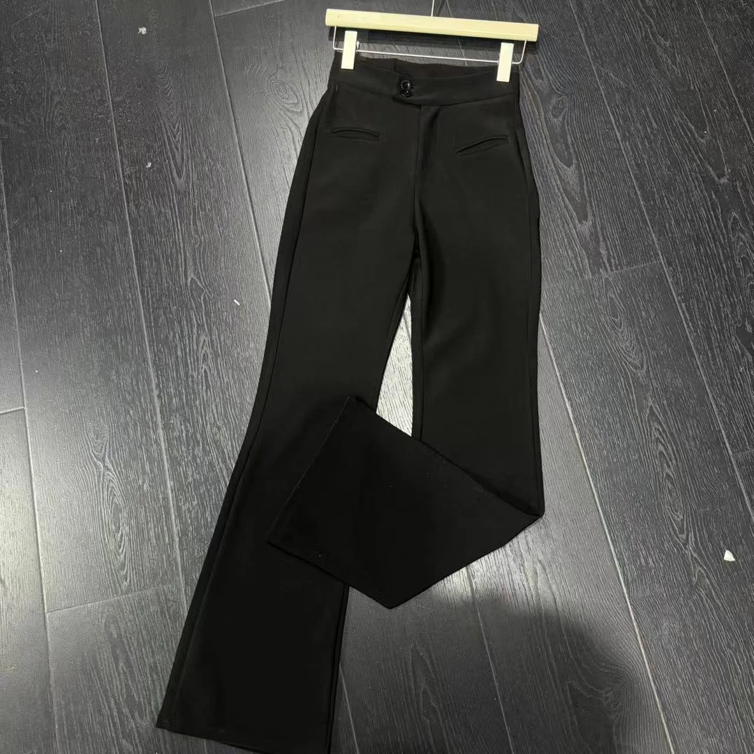 【 雨•美 推荐 】26019黑色显瘦百搭两粒扣喇叭裤