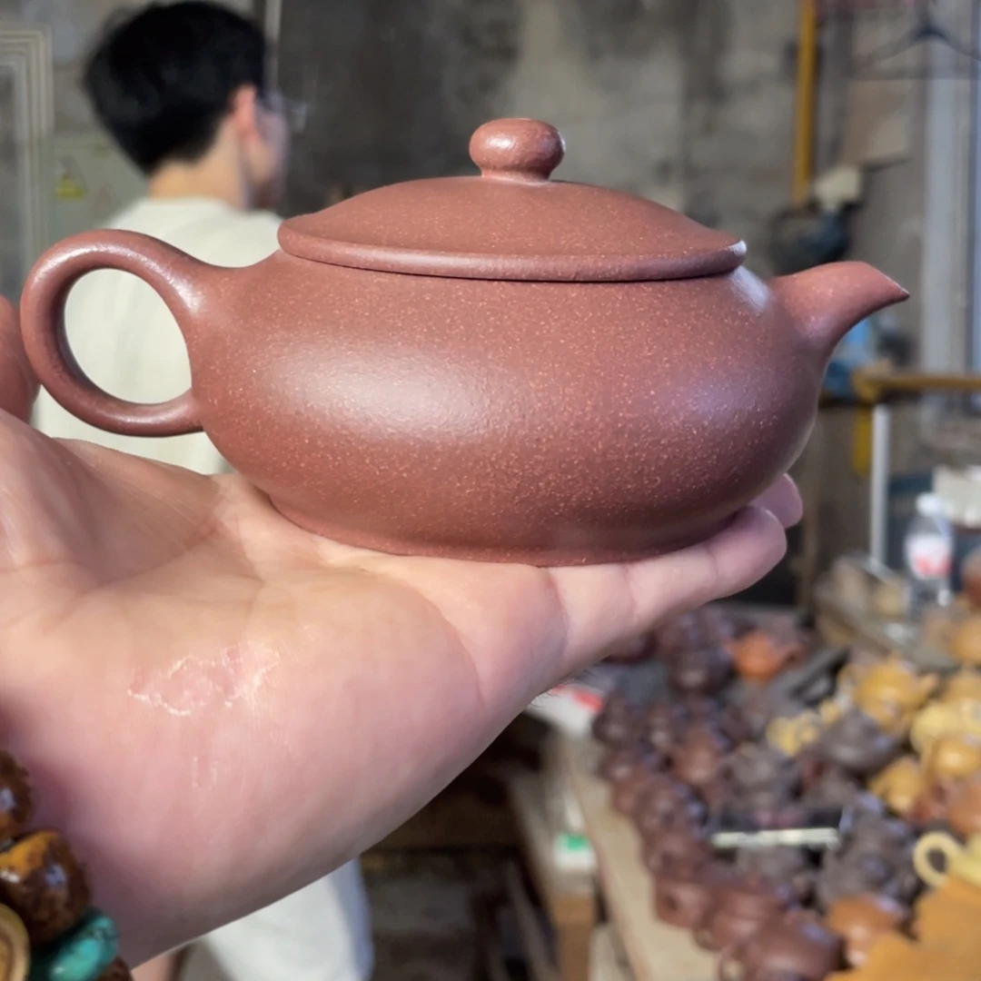 茶壶紫砂ZQ。  底槽清。明炉。 全手工。200CC