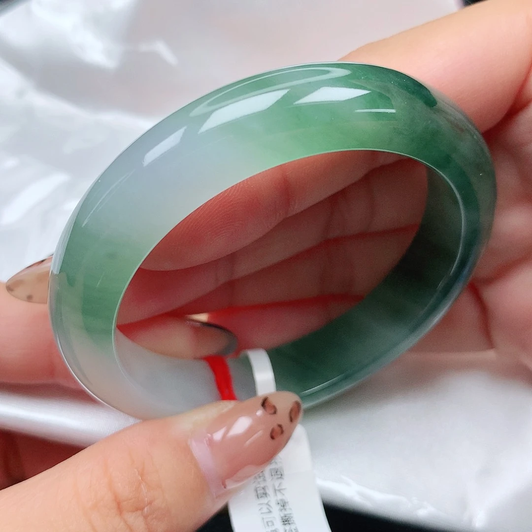 未镶嵌手镯翡翠早5