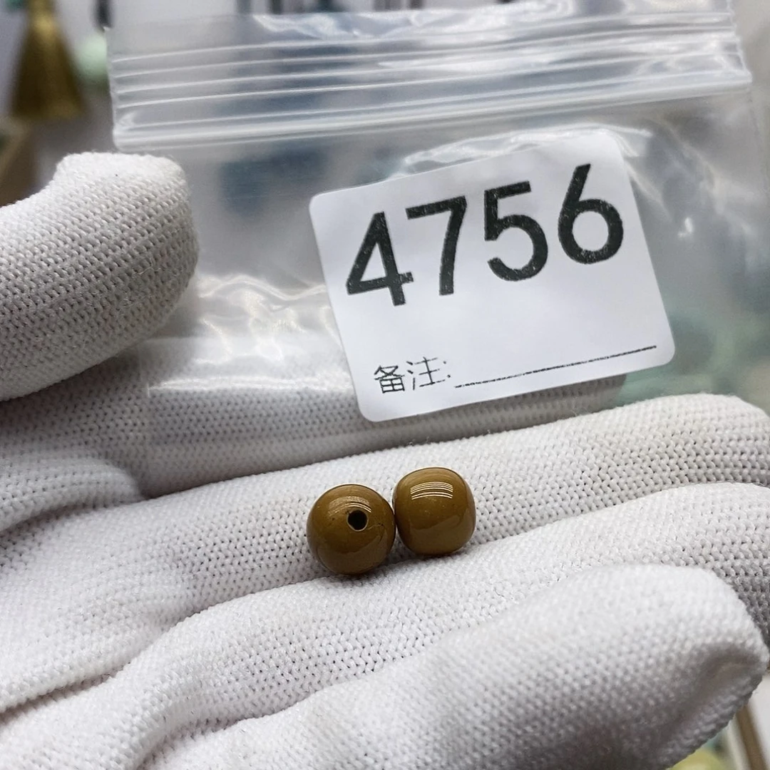 南红玛瑙未镶嵌颈饰