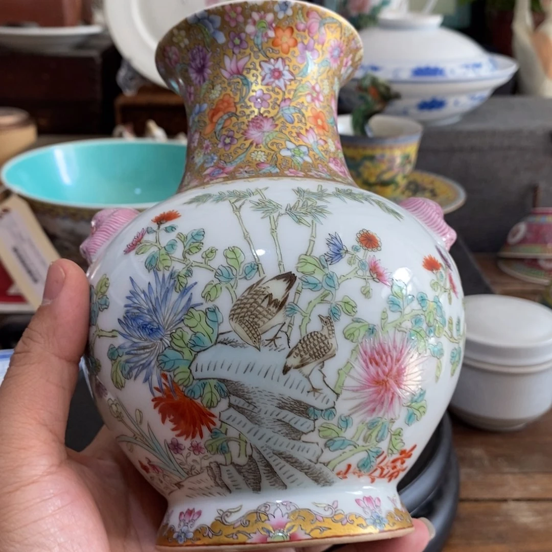 瓷片戈****酒手绘双耳安居乐业瓶