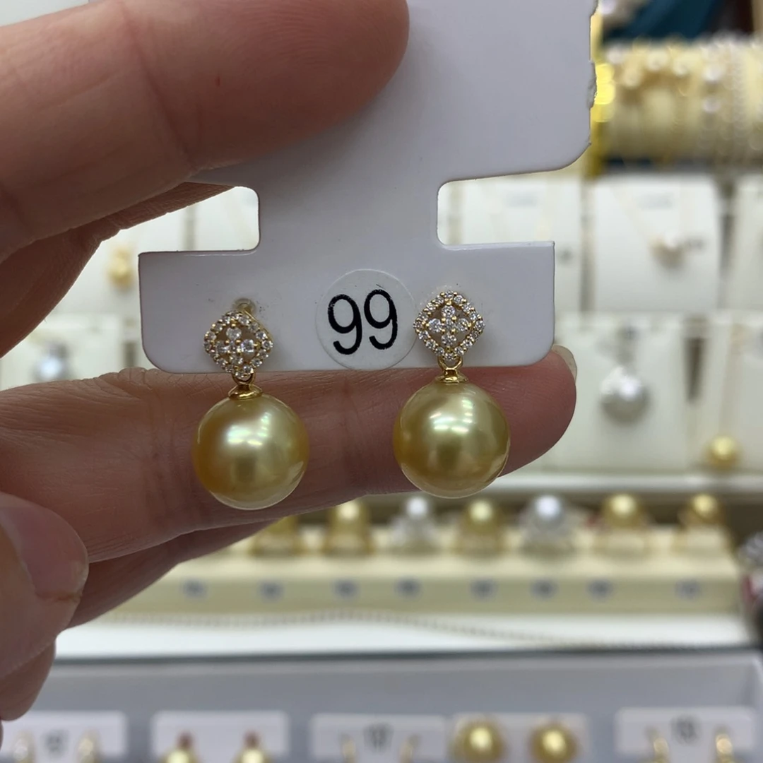 海水珍珠耳饰18K金镶嵌11-12钻 石