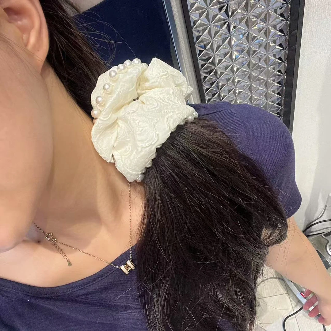 H143 珍珠暗纹提花发圈