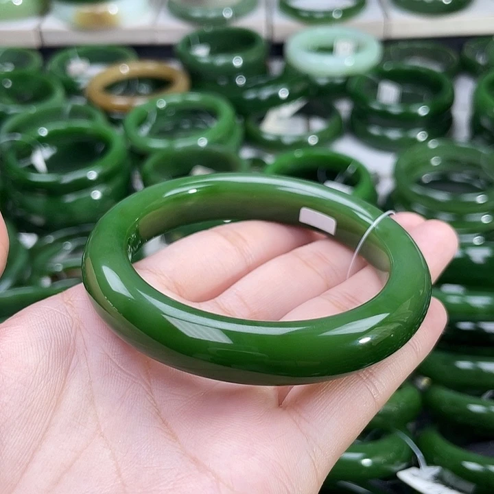 和田玉（碧玉）手镯未镶嵌