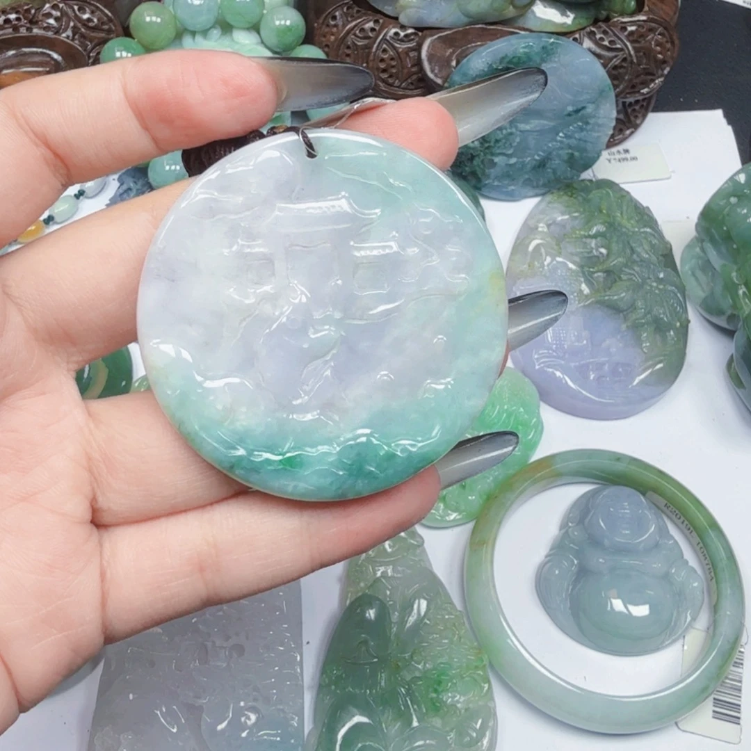 翡翠未镶嵌颈饰翡翠