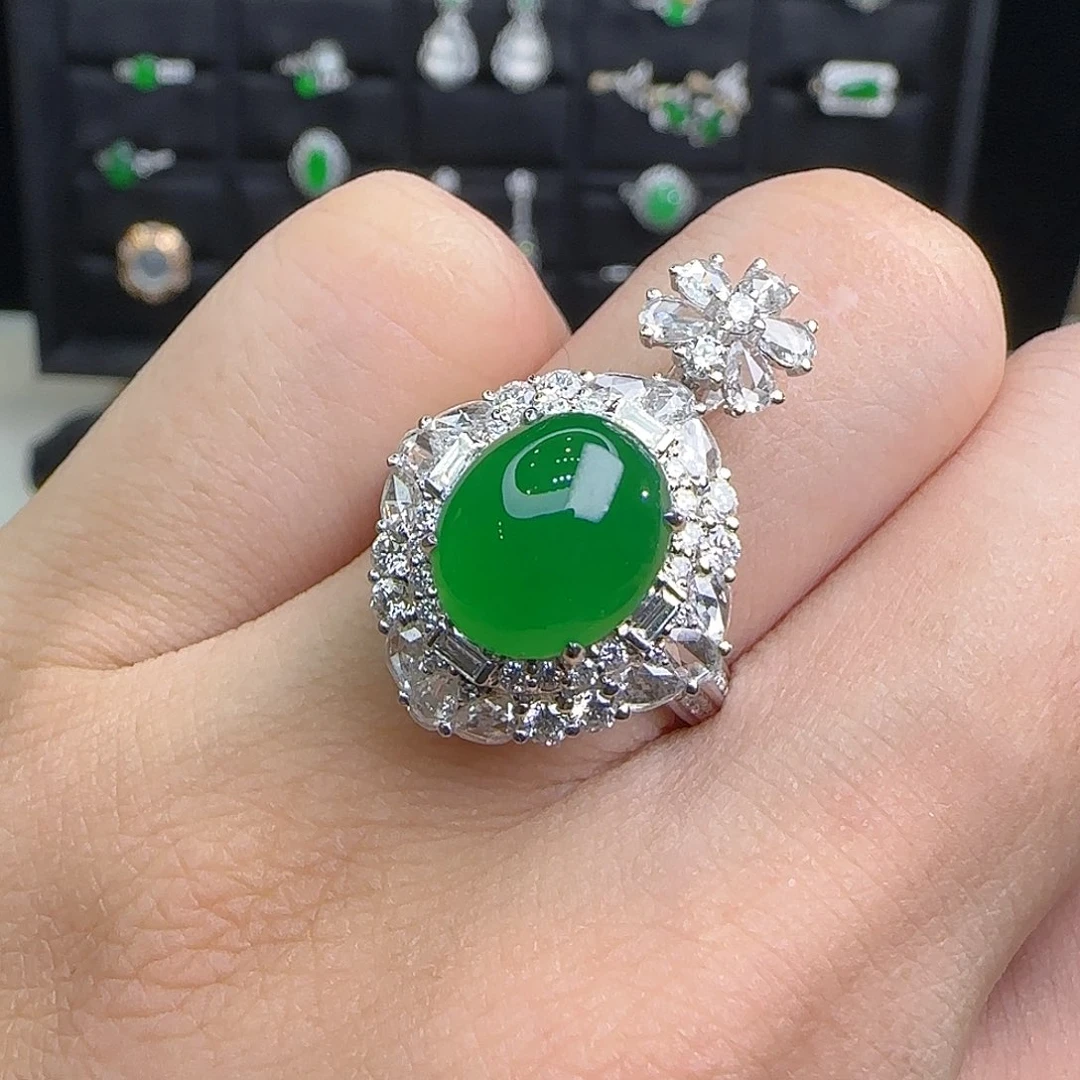 翡翠18K金镶嵌颈饰天然翡翠