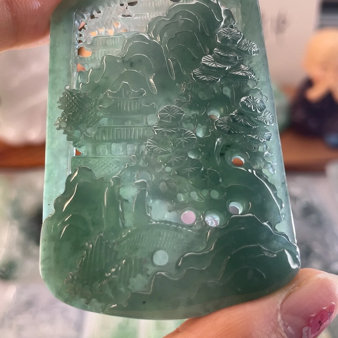 颈饰未镶嵌翡翠山水牌
