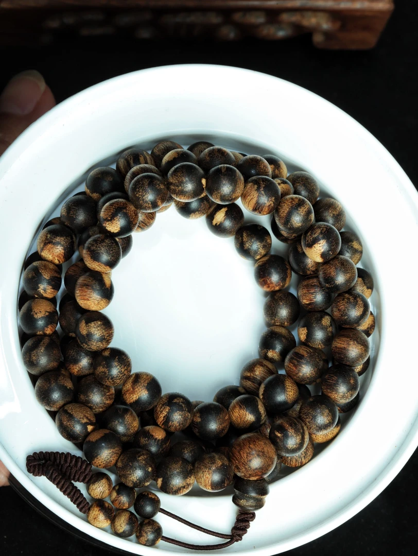 阿九沉香 0.8cm-42.5g 正区虎斑菩萨棋沉水手链