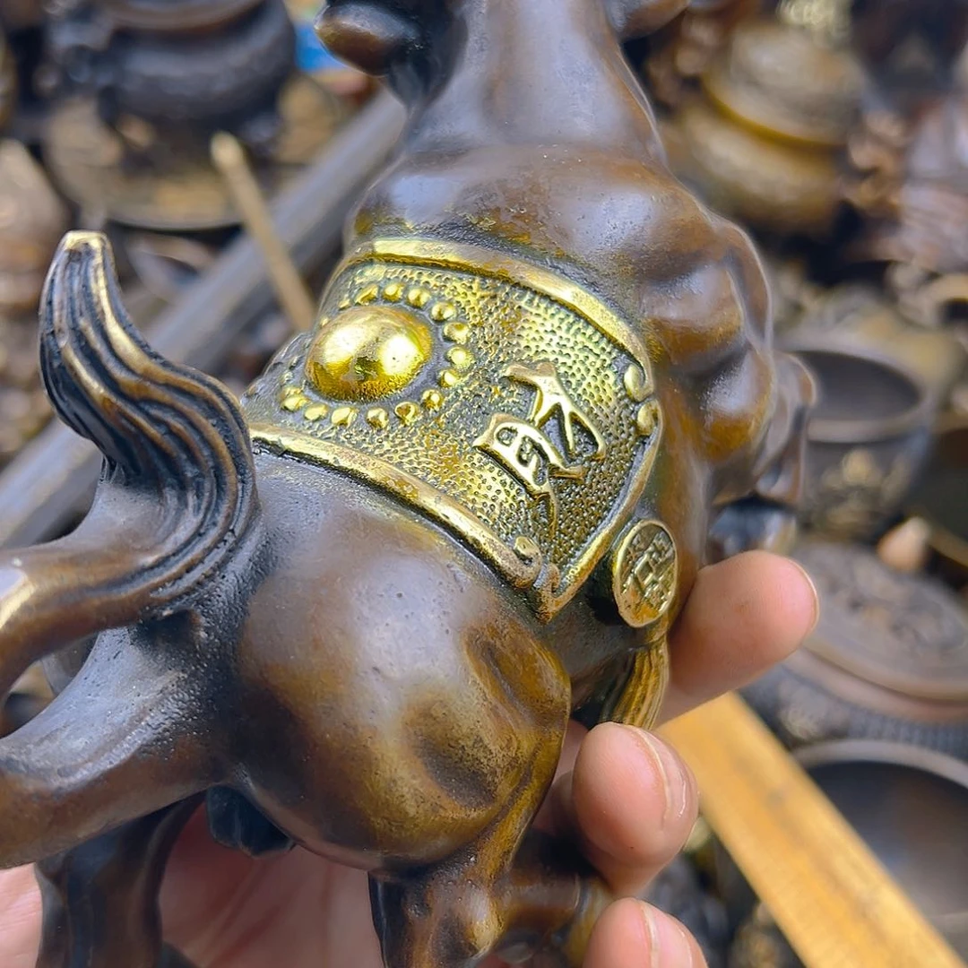 铜工艺美术品等艺术品