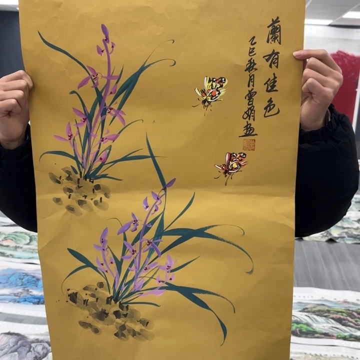 字画等多种形式的艺术作品在