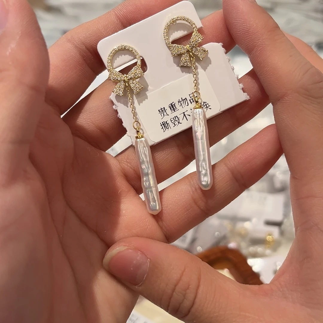 合金淡水珍珠耳饰