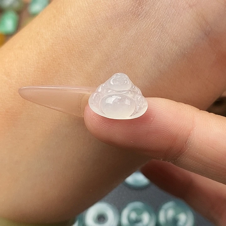 颈饰未镶嵌翡翠佛