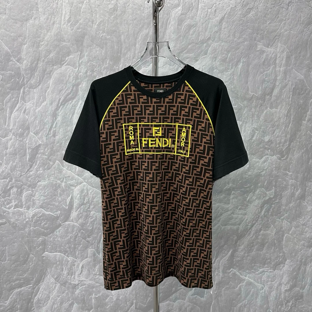 99新 FENDI/芬迪 双F满印刺绣短袖 M码 D10470