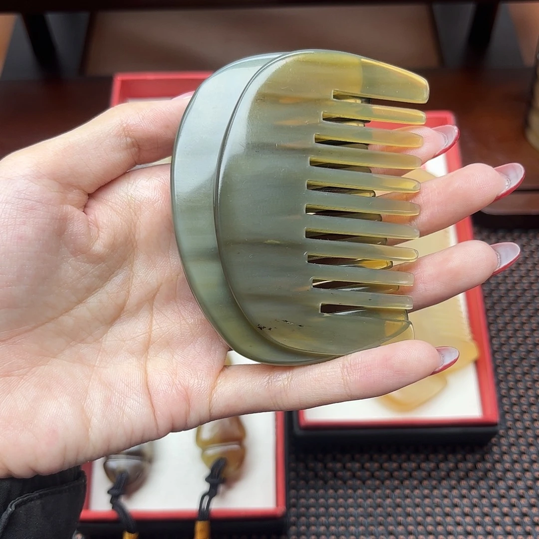 手工制作纯牛角梳子