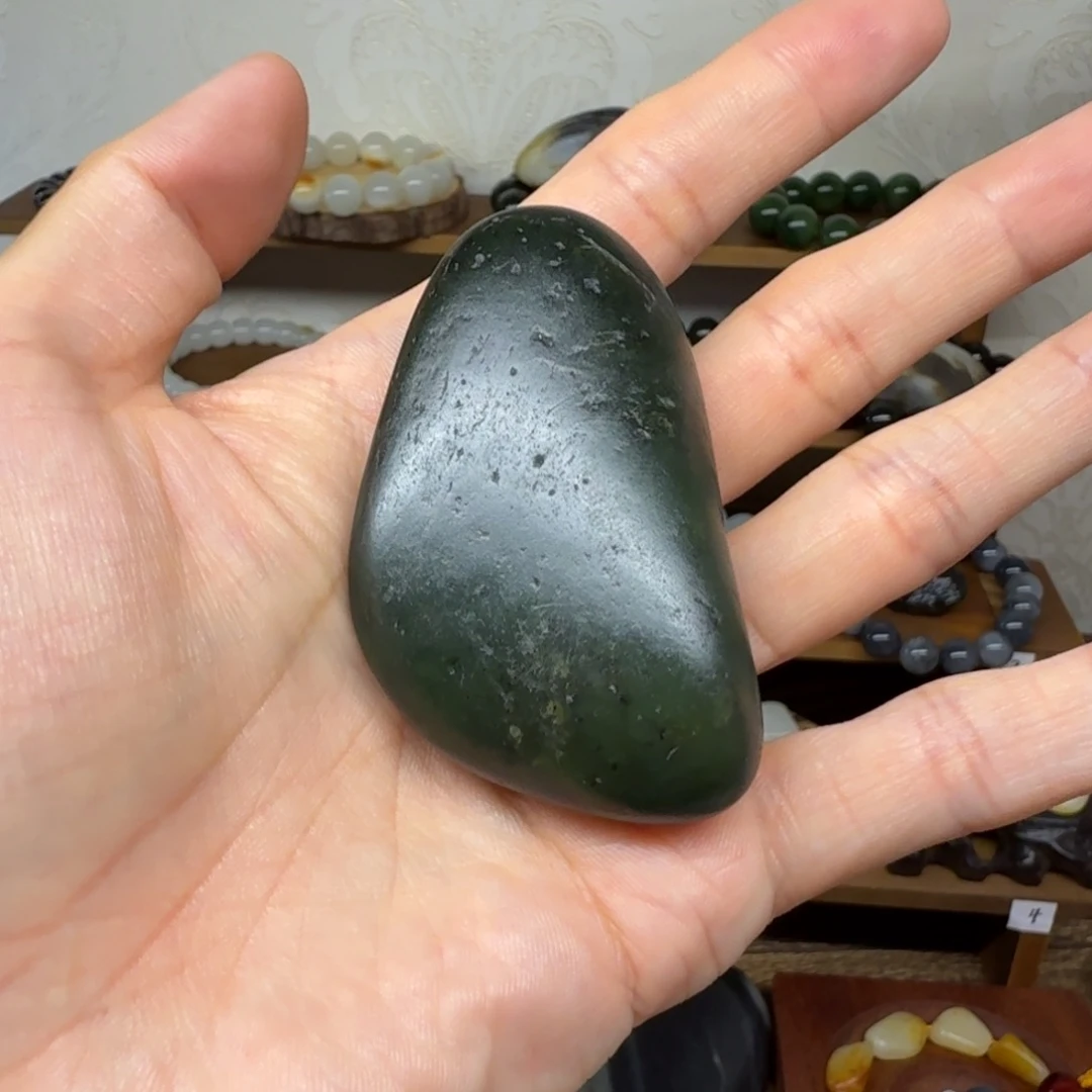 未镶嵌和田玉把件