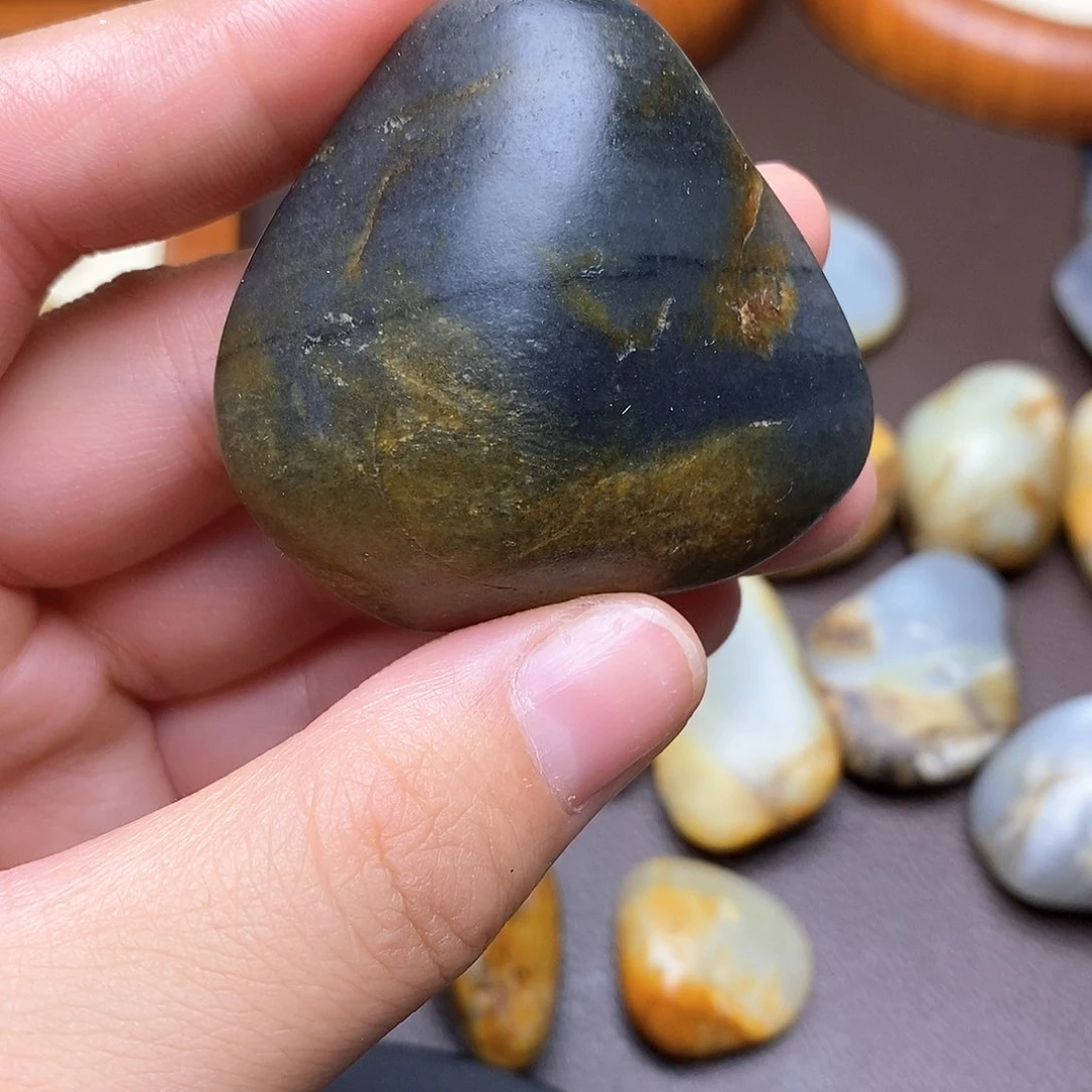 和田玉未镶嵌颈饰9