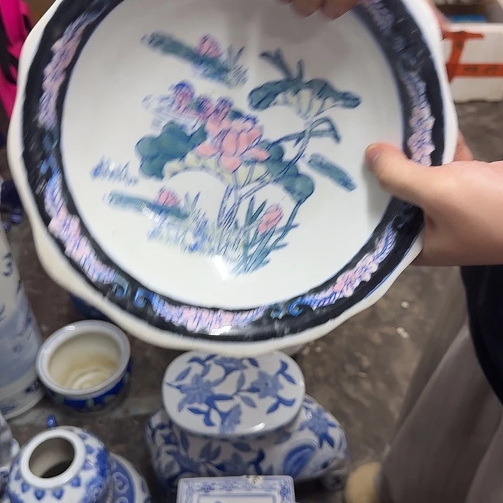 小***点默认微瑕，介意勿拍。