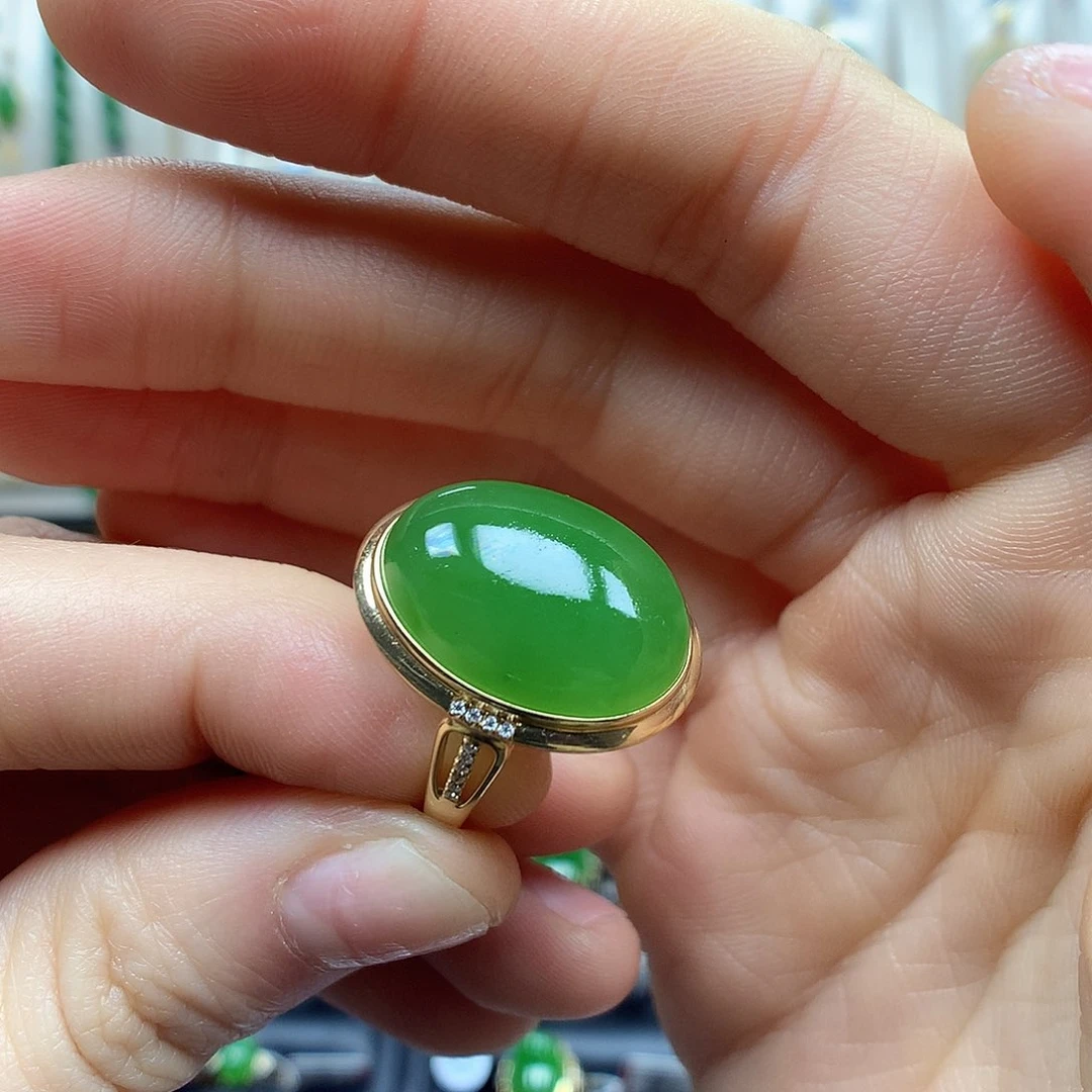 和田玉戒指18K金镶嵌13×18