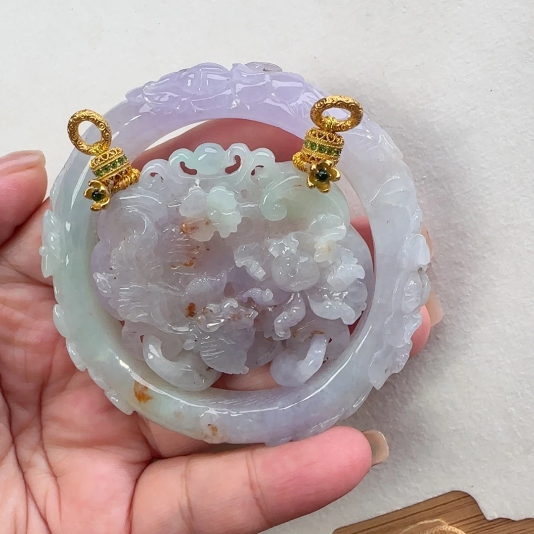 翡翠未镶嵌颈饰想***想仿古