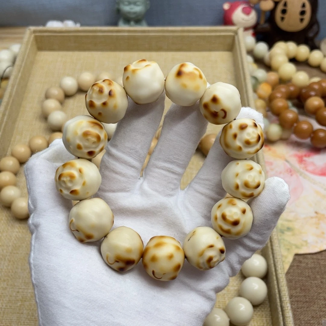 菩提根/象牙果吊坠20干磨大瑕疵牙果羊816