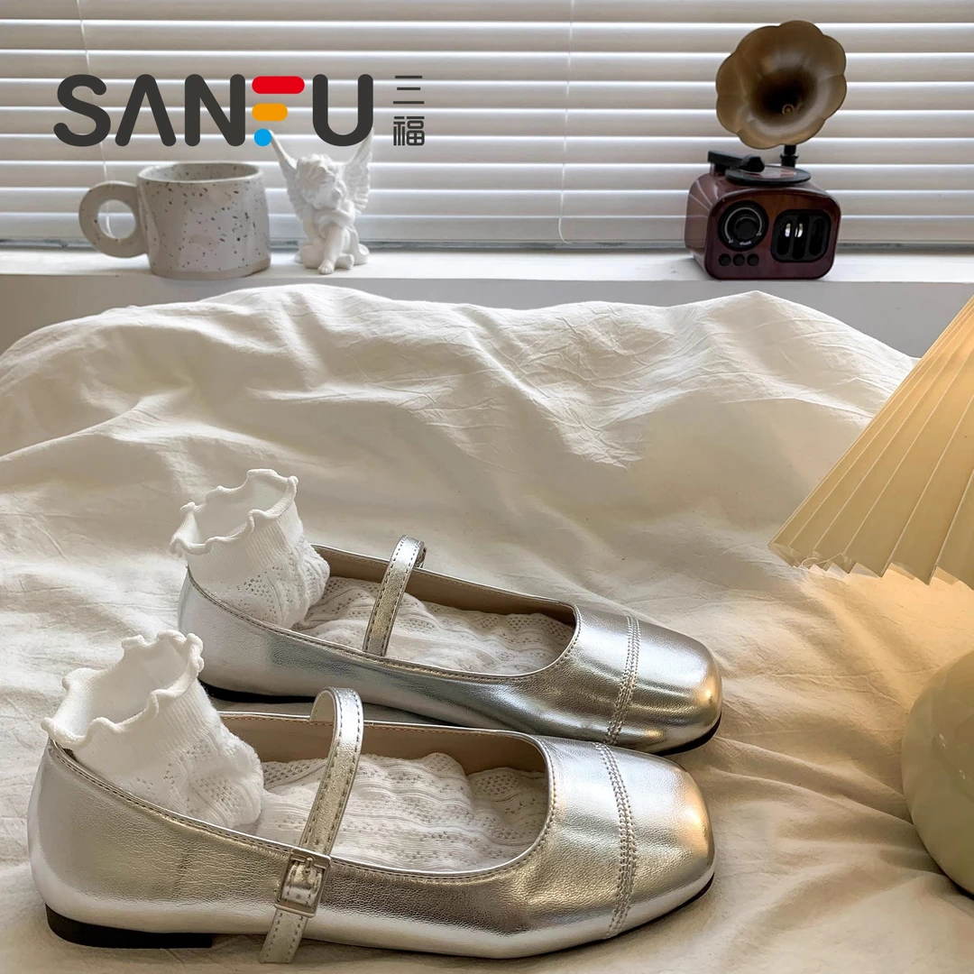 三福方头浅口平底银色玛丽珍单鞋女2025新款夏季法式配裙子小皮鞋