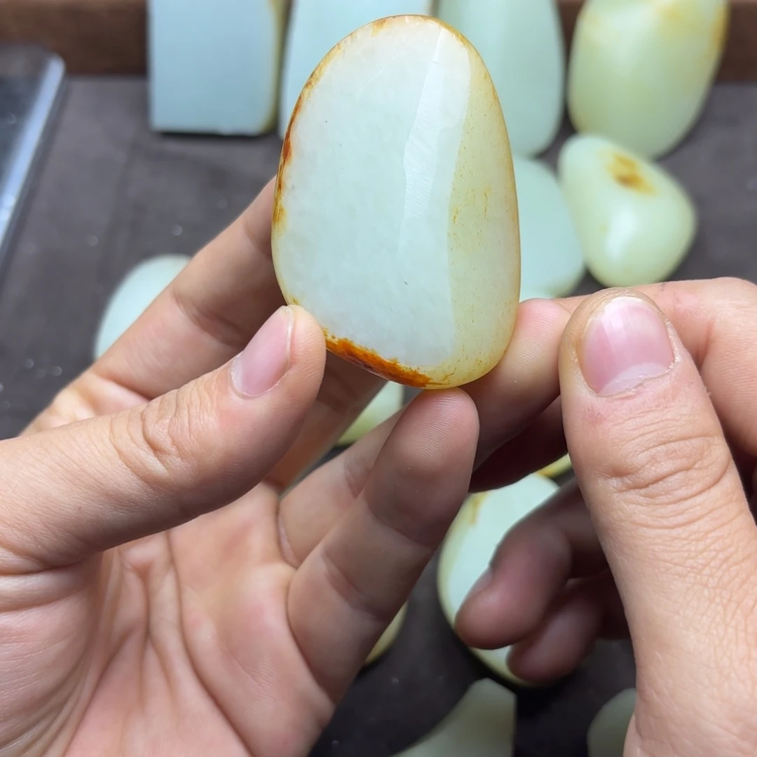 用***7定制和田玉未镶嵌挂件