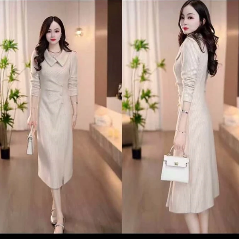 B694【连衣裙】2025冬季新款时尚气质设计感优雅修身米驼色连衣裙