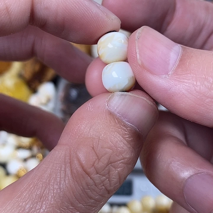 琥珀未镶嵌珠宝奇石我