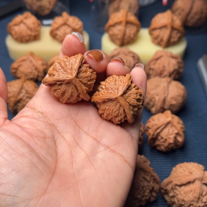 吊坠文玩核桃31盘山三棱