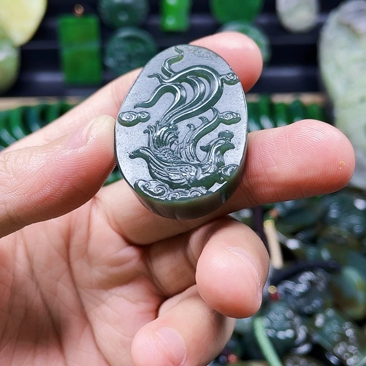 和田玉未镶嵌挂件