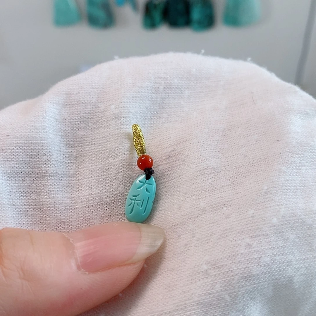 南红玛瑙未镶嵌珠宝奇石