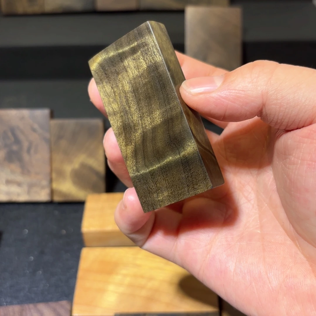 金丝楠范****店金丝楠木一物一拍