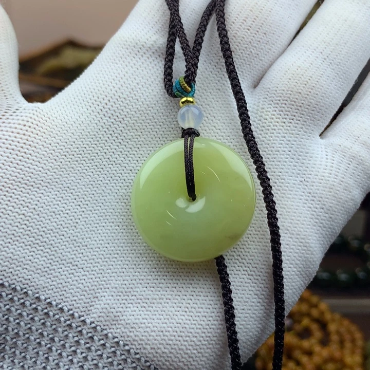 岫岩河磨玉（透闪石质玉）未镶嵌挂件