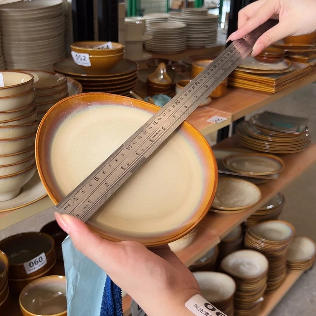 新骨瓷068微瑕曼谷棕7.25寸三角圆盘