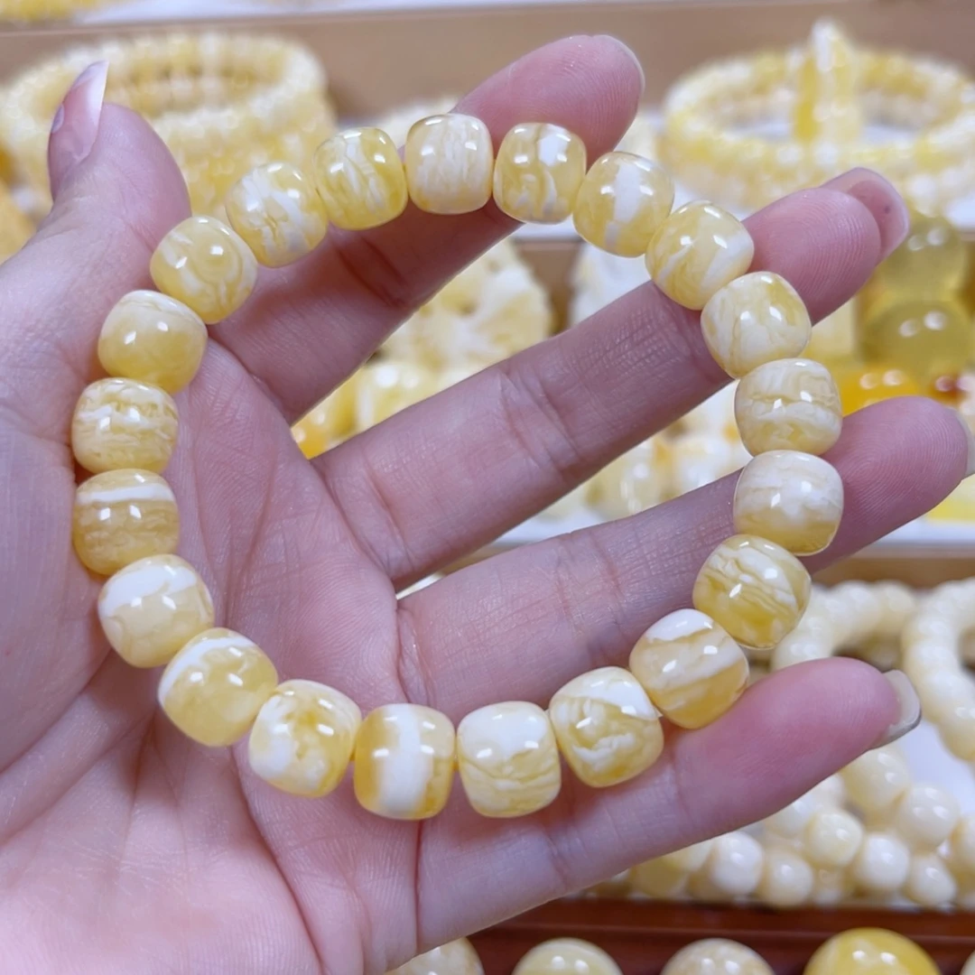 琥珀未镶嵌颈饰天然蜜蜡