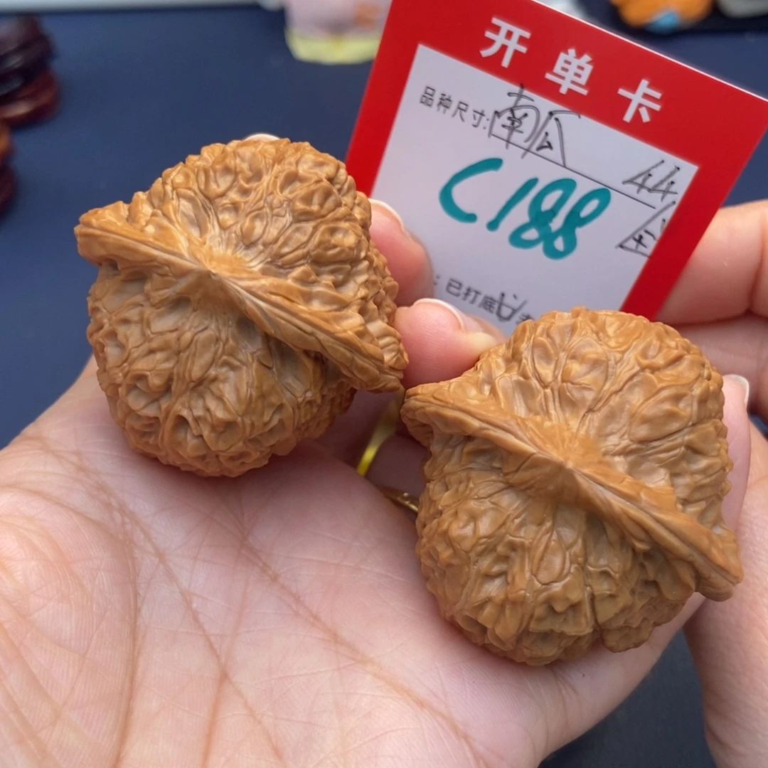 吊坠文玩核桃文玩核桃