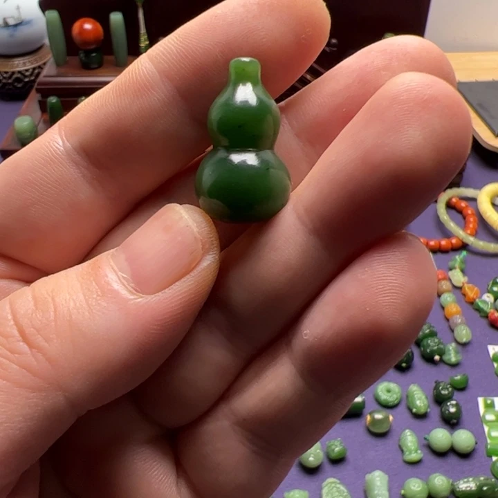 和田玉（碧玉）未镶嵌颈饰