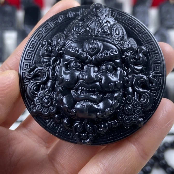 和田玉（墨玉）未镶嵌颈饰黄财神