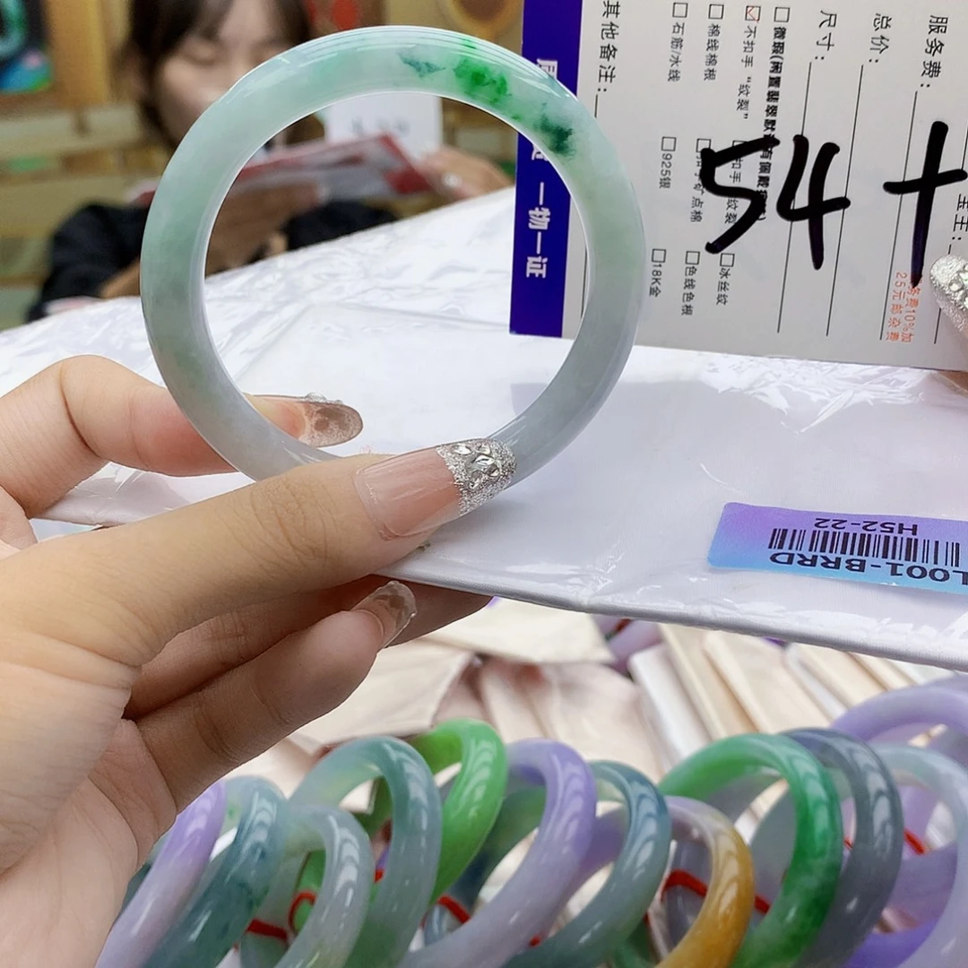 未镶嵌手镯翡翠jjj