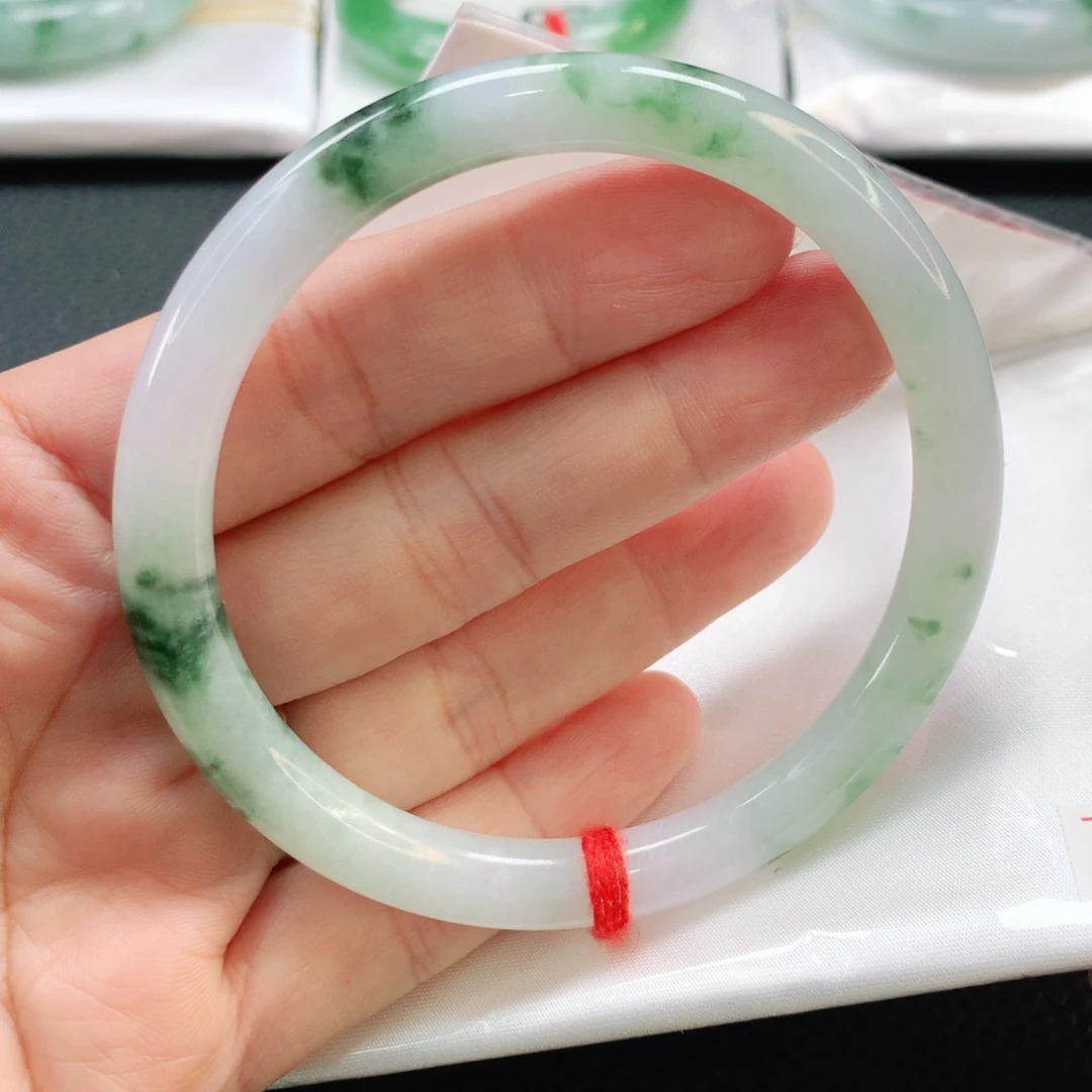 未镶嵌手镯翡翠63圆