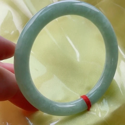 翡翠手镯未镶嵌圆54无大纹裂48小时鉴赏