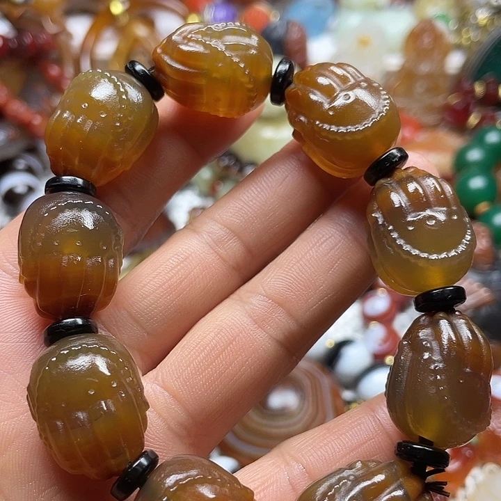 玛瑙/玉髓未镶嵌颈饰