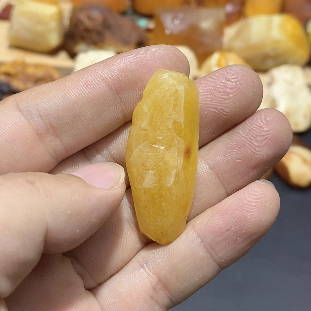 直****定制琥珀蜜蜡原石定制