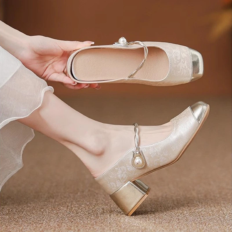 小个子内增高9CM包头半拖鞋女外穿2025新款粗跟真皮凉鞋玛丽珍鞋