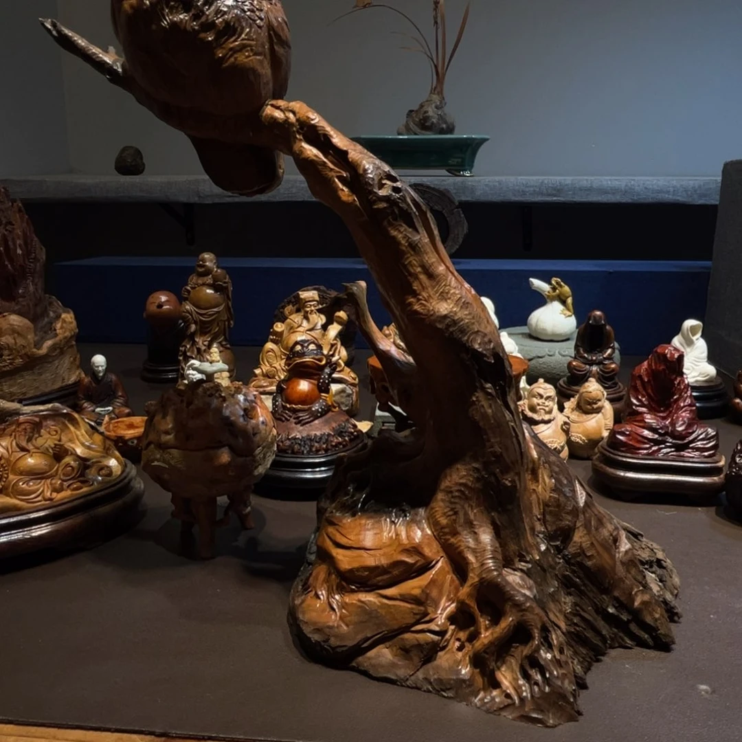 木名****业木雕工艺品摆件