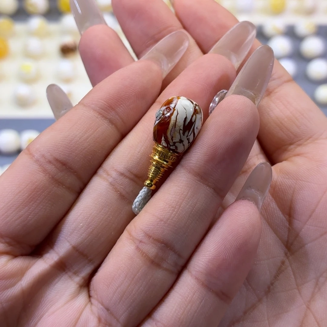 琥珀未镶嵌珠宝奇石10.3mm彩沁妖三通