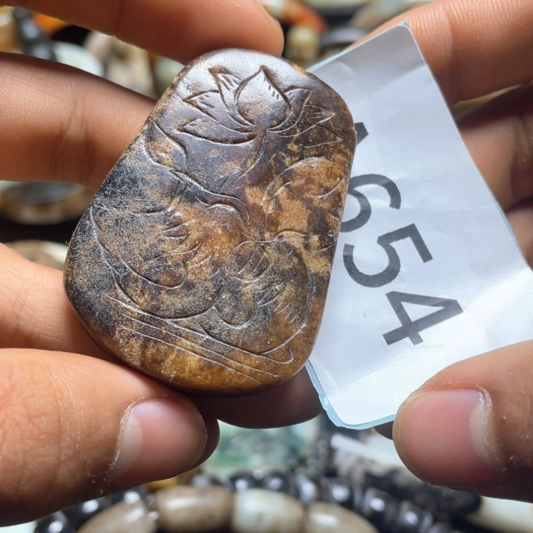 和田玉（糖玉）挂件未镶嵌