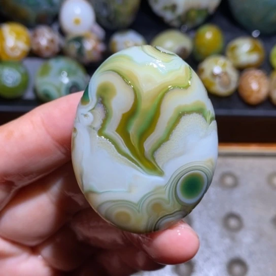 未镶嵌玛瑙/玉髓珠宝半成品124