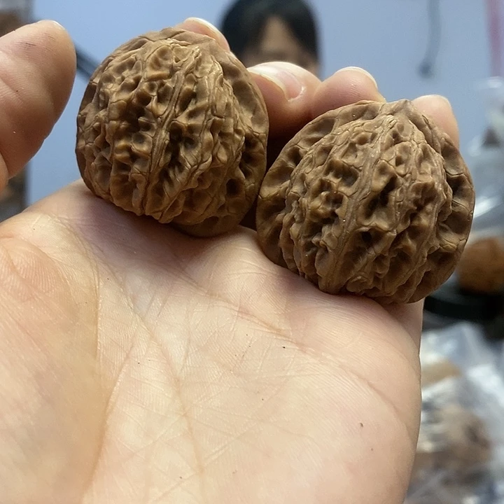 把件文玩核桃36蜡皮赤灵子油小众
