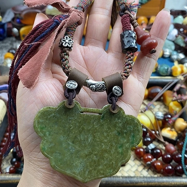 翡翠未镶嵌项链项链